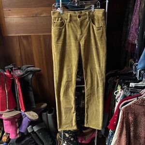 Levi's Corduroy Pants in Tan